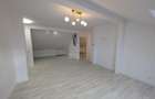 Apartament 4 camere semidecomandat zona Florilor - 1