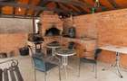 Vilă 5 dormitoare, 4 băi, 2 248mp teren, piscină. Preț: 229 000 E. - 18
