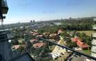 Apartament 2 camere lux Up-Site vedere către lac loc de parcare - 11