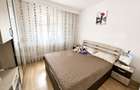 Apartament cu 2 camere, baie cu geam, etaj 3, zona Cetate - 1