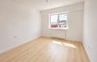 Bloc Nou, Apartament 2 camere, decomandat, etajul 3