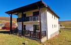 Casă / Vilă cu 8 camere de vânzare în zona Balaur - 56