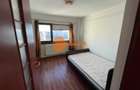 Apartament 2 camere – vedere liberă către Piața Victoriei