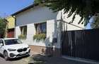 Casă modernă de închiriat | 3 dormitoare I Zonă Centrală I Panouri