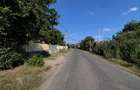 Teren in peris 2800 mp la asfalt, toate utilitatile, deschidere 18m - 1