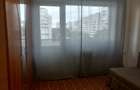 Apartament 2 camere decomandat, etaj intermediar - 9