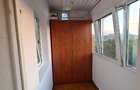 Apart 2 camere, decomandat, mobilat, utilat,zona centrala, etaj 3 - 4