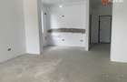 Apartament cu 3 camere si curte de 71 mp - Dumbravita - 3