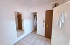 2 camere Sala Palatului Cismigiu etajul 8/8  bloc 1960  55 mp - 6