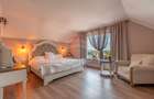 Proprietate exclusivista de vanzare: 2 case | 9 camere | 2000 mp teren - 16