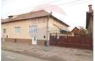 Casă de vanzare 3 camere Gherla - 1