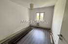 Apartament 3 camere zona Andrei Saguna etaj 2