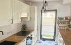 Apartament cu gradina proprie, 2 locuri de parcare, zona rezidentiala, Floresti - 2