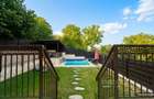 Vila cu piscina spre inchiriere in cartierul Gruia!