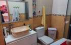 ,3 cam in vila,2 intrari,parter,PARCARE 2 -3 AUTOTURISME, - 25