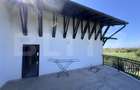 Casa de vanzare, 380 mp, zona Vest - 3