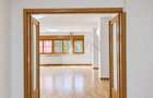 REA1029796 Apartament 5 camere de închiriat Aviatorilor, decomandat, 2 terase,