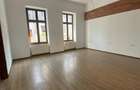 Inchiriez Spatiu  Comercial cu intrare din Bulevard - 6
