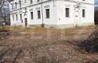 Cladire vanzare pe 3 nivele suprafata 600 mp