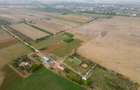 Casă cu teren 13 418 mp intravilan