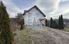 Casa/Villa , 5 camere, singur în curte, 960 mp teren- zona Tarlungeni - 7