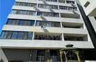 Apartament cu 3 camere sectorul 4 - 12