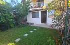 Vanzare apartament 2 camere in vila cu terasa si curte delimitata - 9
