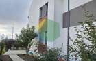 Casă tip duplex P+1+M, cu mansardă de 50 mp și curte generoasă