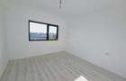 Ansamblu - Vila individuala - 5 camere - 3 bai - dressing - curte amenajata - 5