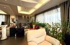 Penthouse unic- British School si UNATC- vedere panoramica spre zona de case - 6