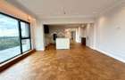 Penthouse cu 4 camere // terasă 70 mp / 200 mp / 3 parking / Straulesti