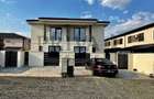 1/2 Duplex 124 mp utili + 330 curte. Dormitor parter,Bucatarie închisă - 5