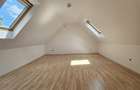 Casa 4 camere, S 110 mp Centru cu panouri pretabil servicii, birouri. - 2