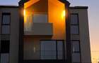  175 mp util+ pod 70 mp util  330.000 € + Tva  - 7