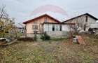 Casă / Vilă cu 4 camere de vânzare - 8