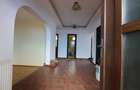 Casă individuală ideală pentru două familii sau locuință cu spațiu de lucru - 5