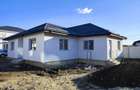 FARA COMISIOANE casa cu 4 camere 2 bai incalzire pardoseala curent 380v asfalt - 1