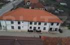 Pensiune de vanzare, 6 camere, 370 mp, zona Arcani - 2
