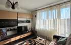 Apartament 3 camere Tractorul-piata,etaj intermediar,127000 Euro neg