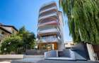 Apartament premium de închiriat 3 camere, terasa mare, loc de parcare - 9