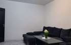 De vanzare apartament cu 3 camere, Piata Centrala, et. 3, 105.000 euro - 2