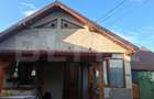 Casa de vanzare, 87 mp, zona Vișioara