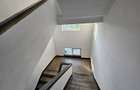 Apartament 2 camere, decomandat, etaj 2 din 2, cu pod, zona Aeroport, comision 0 - 18