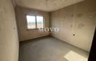 Duplex 5 camere despartit prin garaj | Giroc