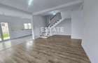 Duplex cu 5 camere despartit prin garaj in Giarmata - 1