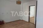 Apartament la curte 35mp 2 camere pivnita gradina str Magurii Cisnadie - 3