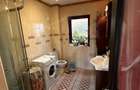 Apartament cu gradina in bloc tip vila, 75 mp util + 120 mp, parcare - 4