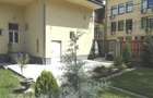 Casa recent renovata  .str. Avram Iancu, curte 300 mp, 3 parcari, zona centrala - 1