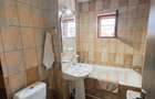 Apartament 2 camere decomandat, 2 balcoane, centrală pe gaze – zona Anda