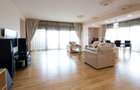 Inchiriere apartament 3 camere | Generos, 2 x Parcare, Acces lift | Domenii